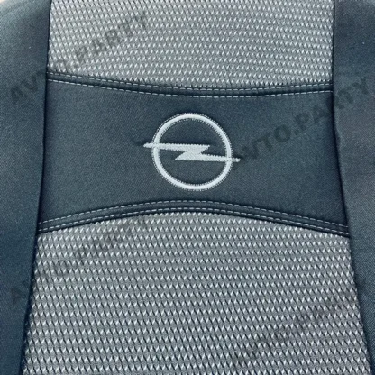 Чохли Opel Vivaro (1+2) 2014-2019 суцільні