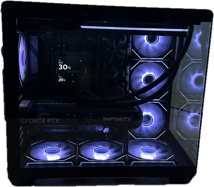 Фронт із LCD-екраном водянки та RTX 5070